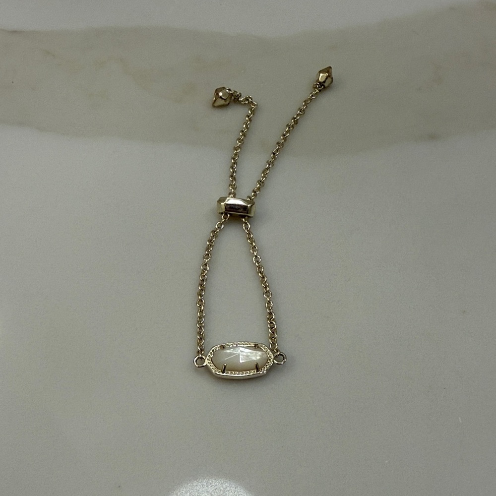 Kendra Scott pull bracelet with White Stone